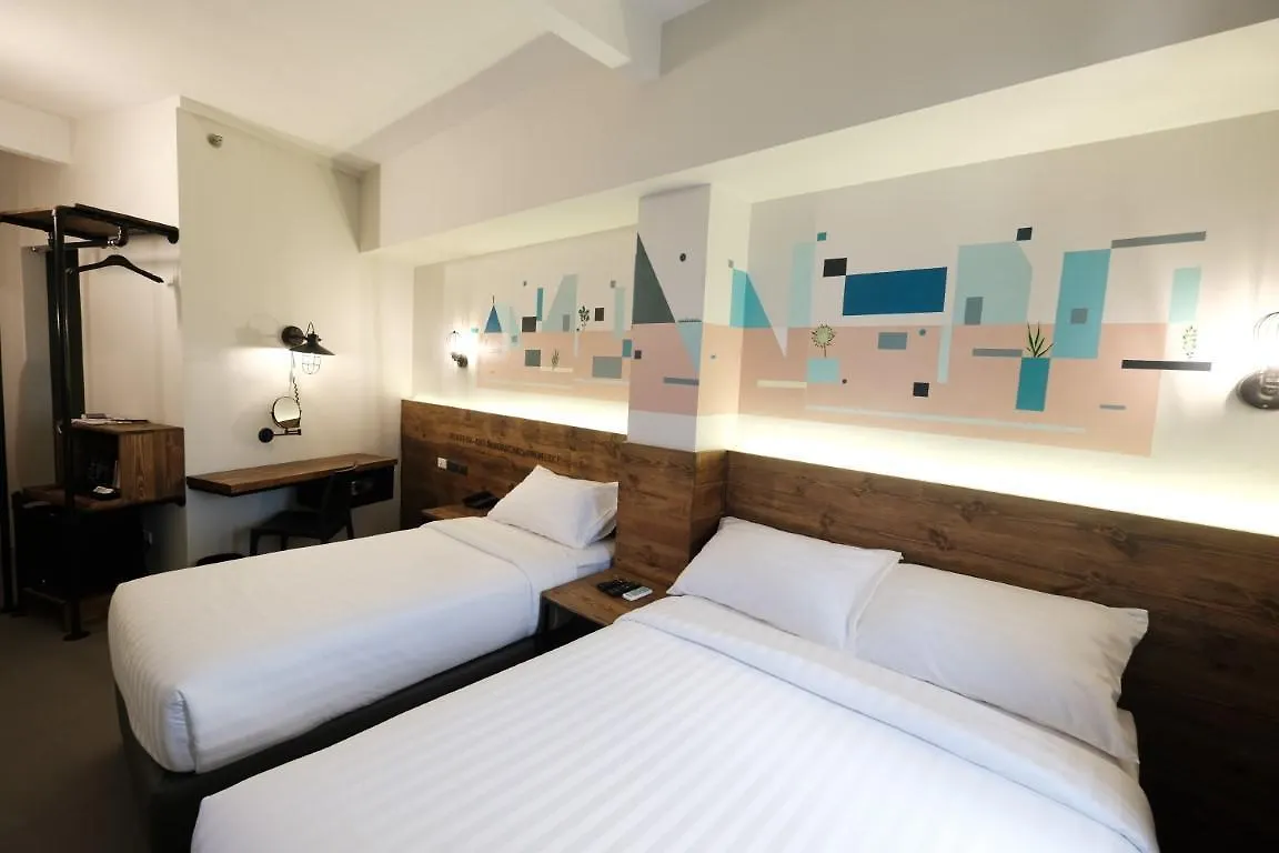 ***  U Hotels Makati Makati City Philippines